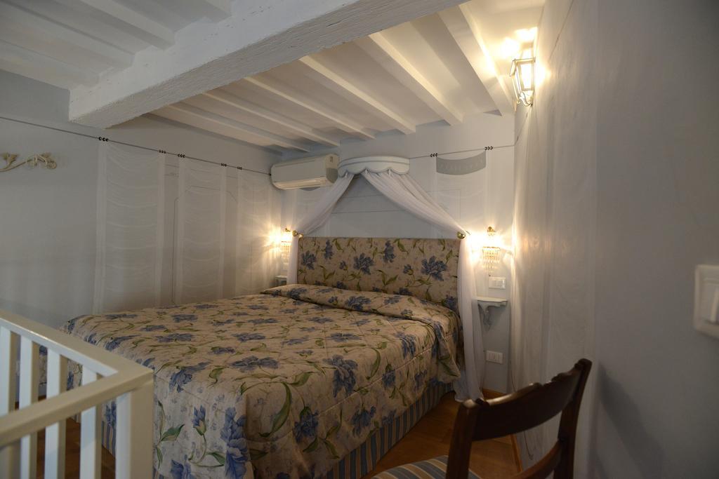 Corte Dei Neri Firenze Ruang foto